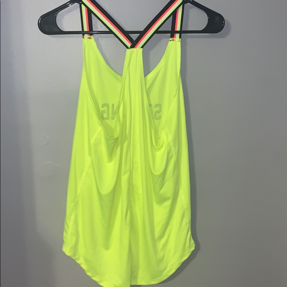 Work Out Tank Top - Picture 2 of 3